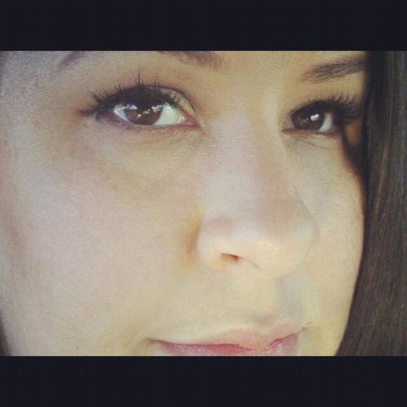 Meet your Posher, Yvonnee - Picture 1 of 1